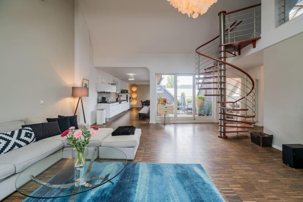 Ruhige Dachwohnung Mit Terrasse Berlin Mitte - Spacious Modern Rooftop Loft In Berlin Mitte Exterior foto